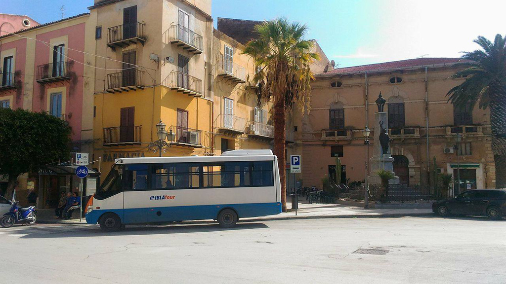 Capolinea autobus urbani Licata